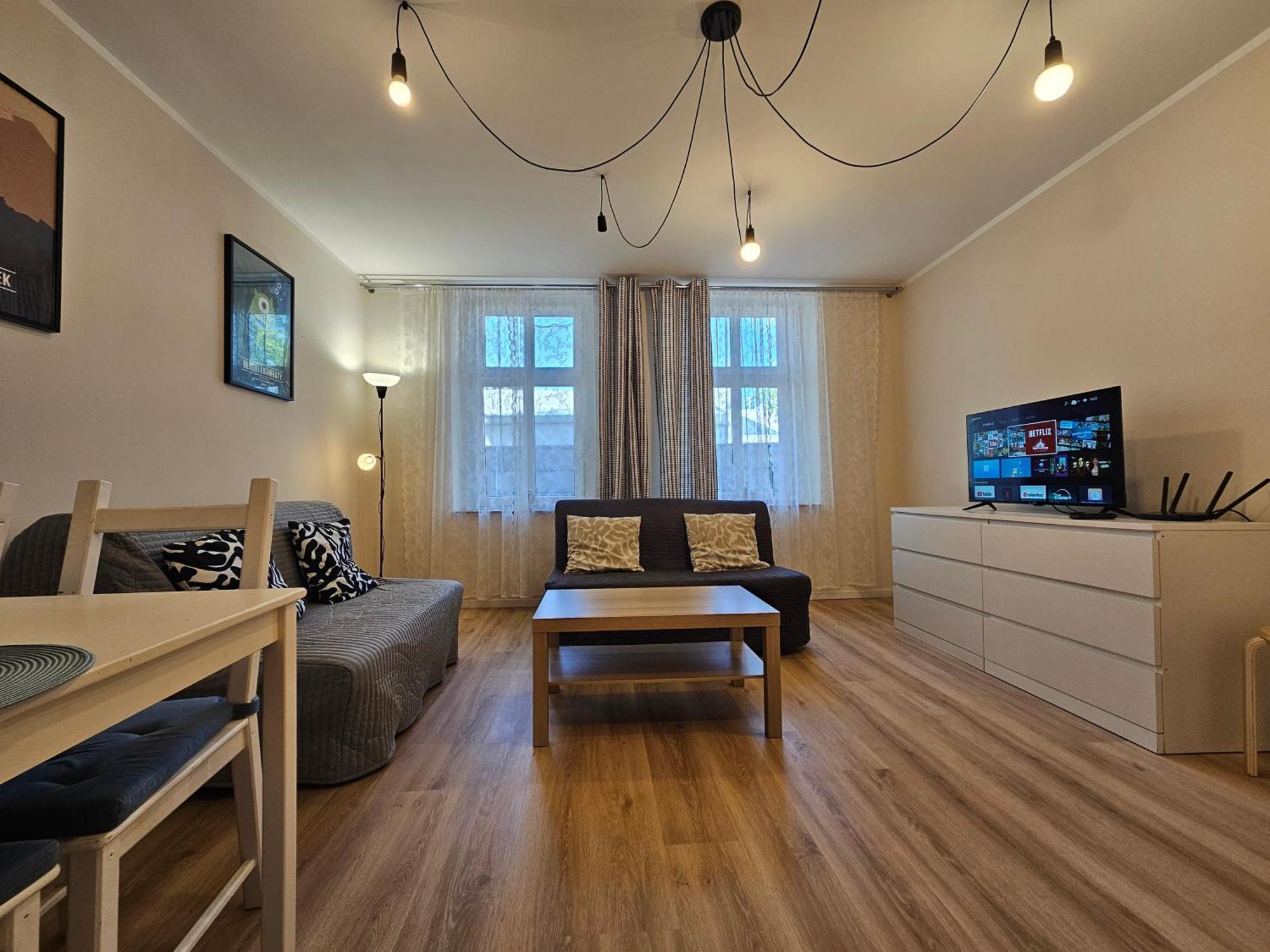 Apartamenty Kdn Na Rysiej カトヴィツェ エクステリア 写真